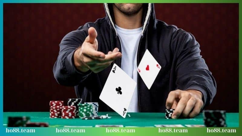 meo su dung chien thuat bluff trong poker bat bai
